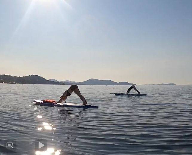 Professeur de yoga pour cours collectif ou individuel à Toulon 83 dans le Var